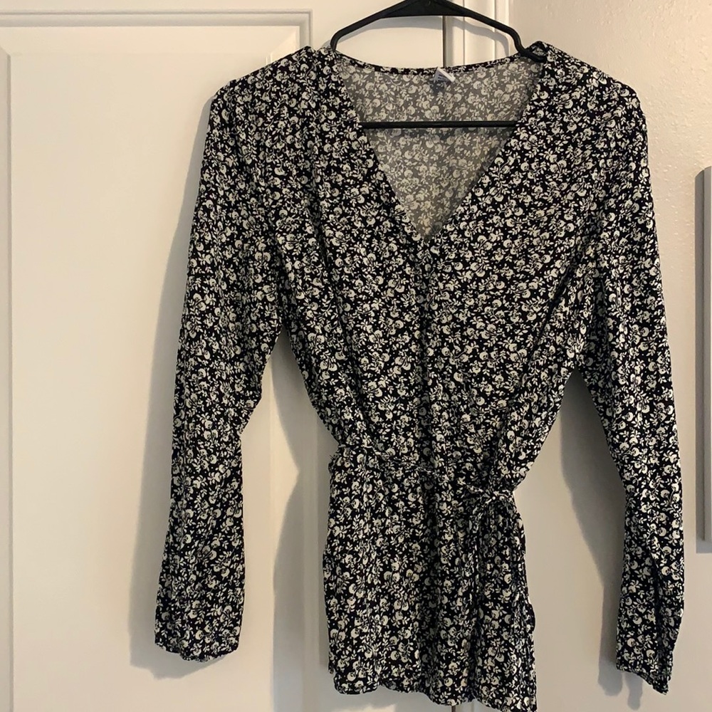 Long sleeve floral blouse